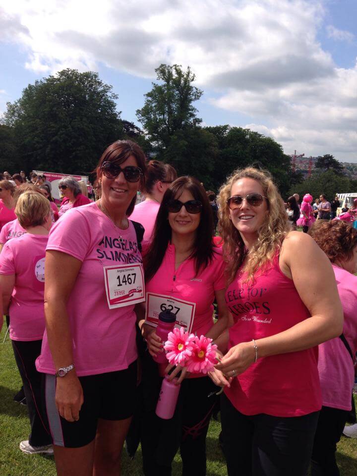 Tess Harvey and other runners dressed in pink for Bath Race for Life